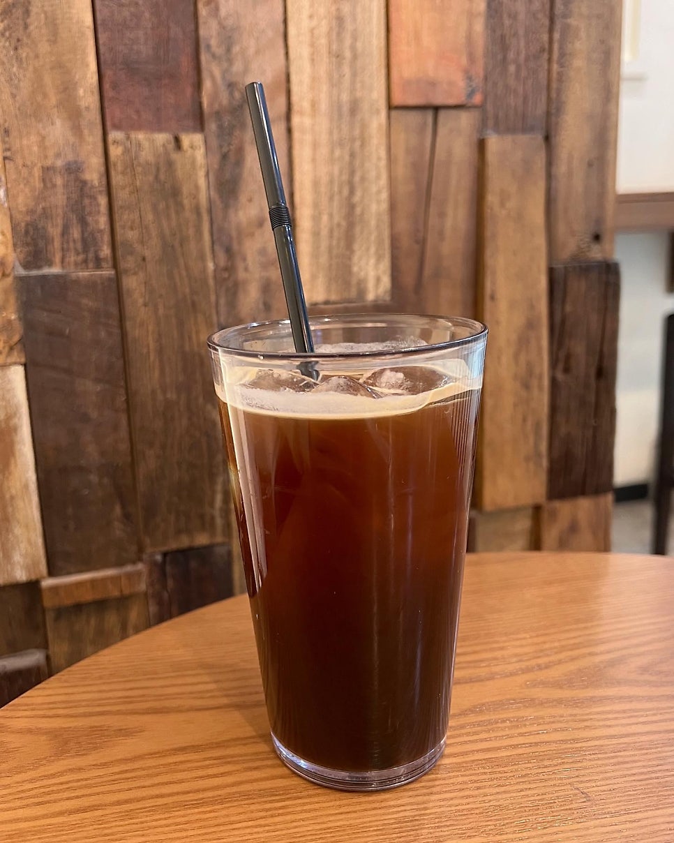 하삼동커피 울산여천공단점 사진 1