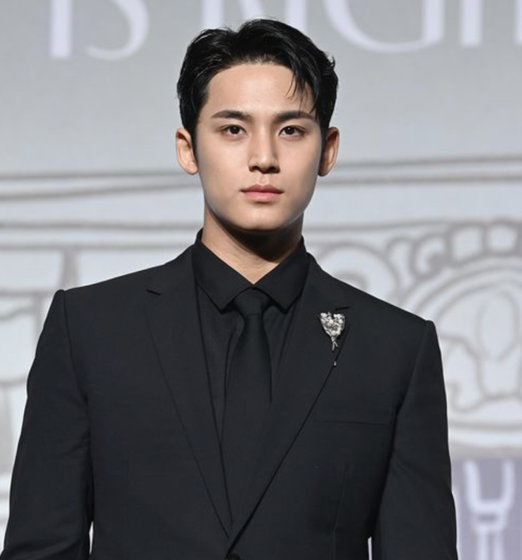 <b>록시땅코리아</b>, <b>세븐틴 민규</b> 비공식 사진 유출 사태에 사과