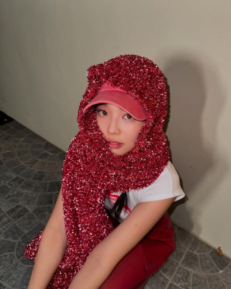 <b>블랙핑크 제니</b> 인스타&옷 정보 (ft.My name is <b>가브리엘</b>에... 