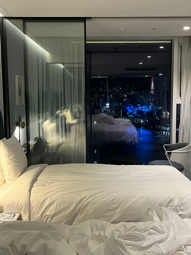  부산 영도 라발스호텔 스탠다드 트윈 싱글 하프오션뷰 28층 루프탑 바 조식 후기 (해장국맛집)