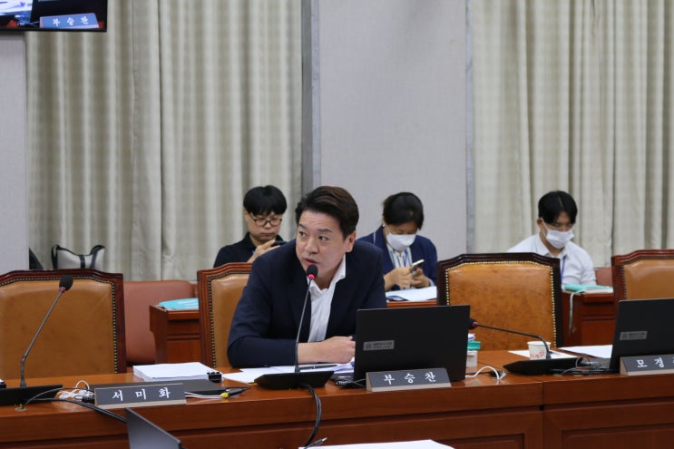 후보자 <b>김용현</b>·국가인권위원회 위원장 후보자 <b>안창호</b>... 