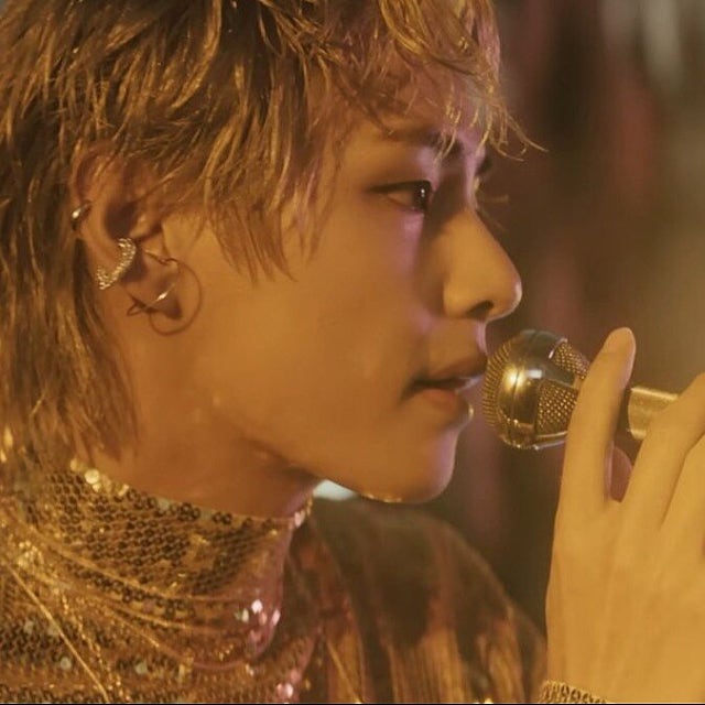 News image: Another No.1 for Queen Love Me Again