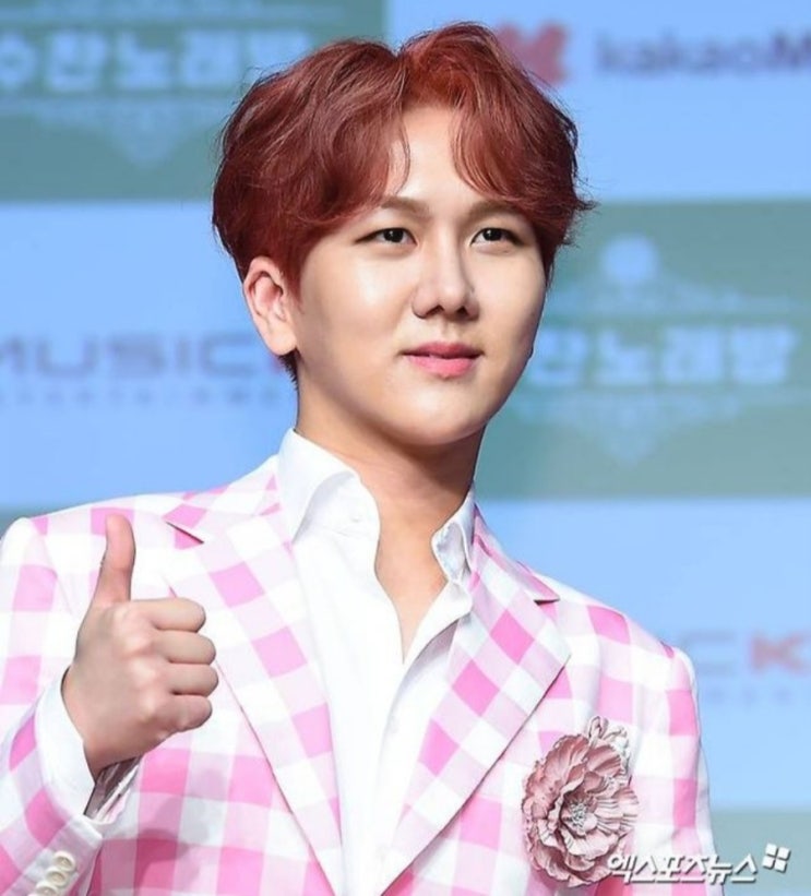 <연예가핫이슈> '물어보살' 父 탓 앞길 막힌 가수는 김수찬 "더 이상 묵인할 일 아냐" <연예가핫이슈> '물어보살' 父 탓 앞길 막힌 가수는 김수찬 "더 이상 묵인할 일 아냐"