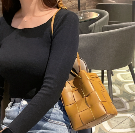 보테가베네타 cabat / 카세트 명품버킷백 복조리백 핫아이템 모음