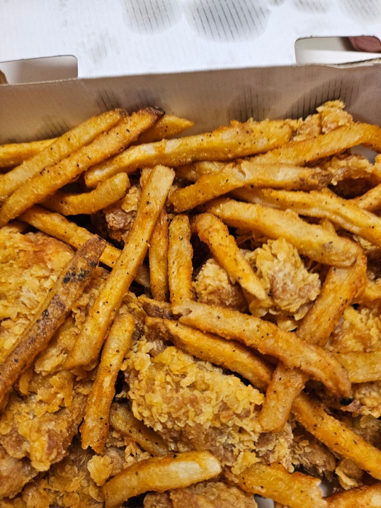  맘스터치 빅싸이순살&싸이버거