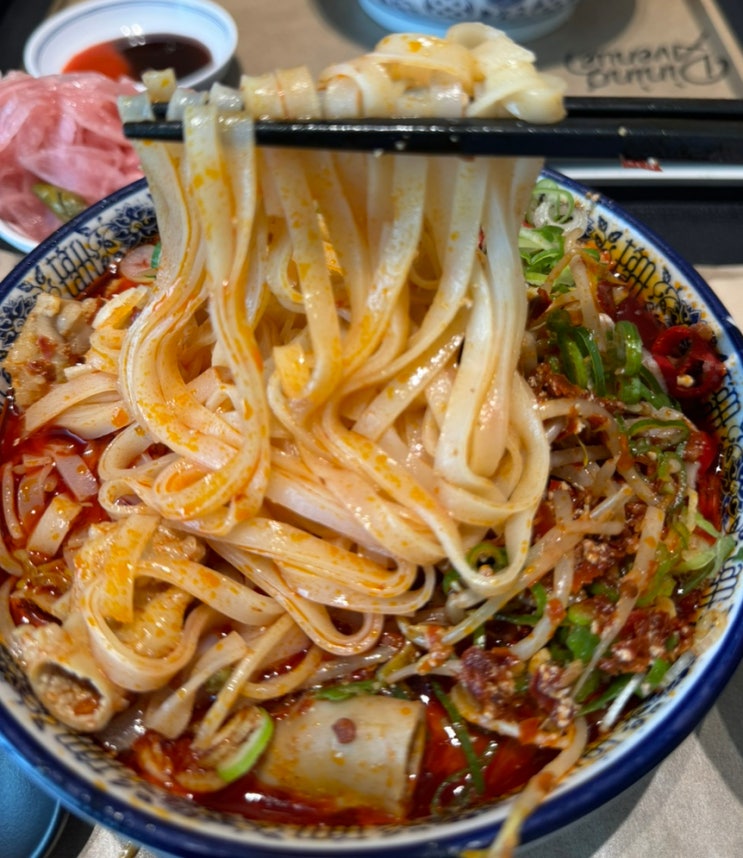  땀땀 수원 타임빌라스 맛집 줄서는 식당