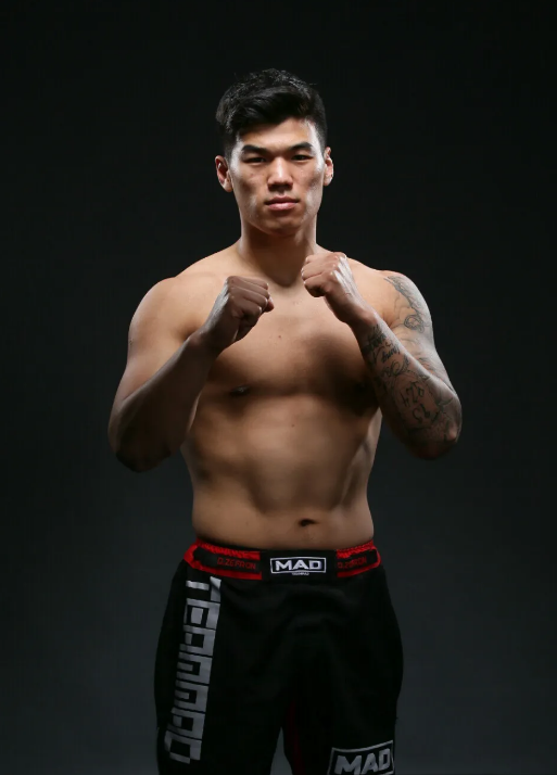타이슨' <b>고석현</b>!! DWCS에서... 판정승~!! <b>UFC 데뷔</b>전은 언제?