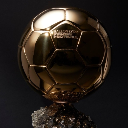 …2024 <b>발롱도르</b> 후보 30인 공개→<b>메시</b>-<b>호날두</b> 21년 만에... 