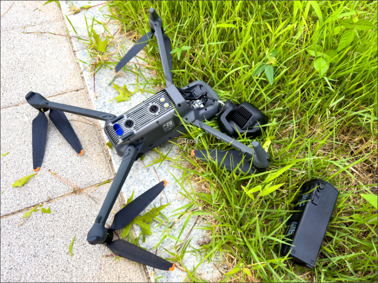  추락한 DJI 매빅 3 프로 드론 - DJI 케어 리프래시 서비스의 케어 익스프레스로 3일만에 환생!
