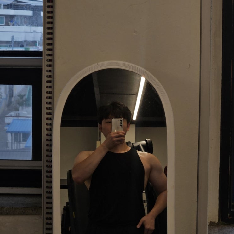 머슬핏 상체 와이셔츠 슈트핏 코디 만드는 240905 운동 머슬핏 상체 와이셔츠 슈트핏 코디 만드는 240905 운동