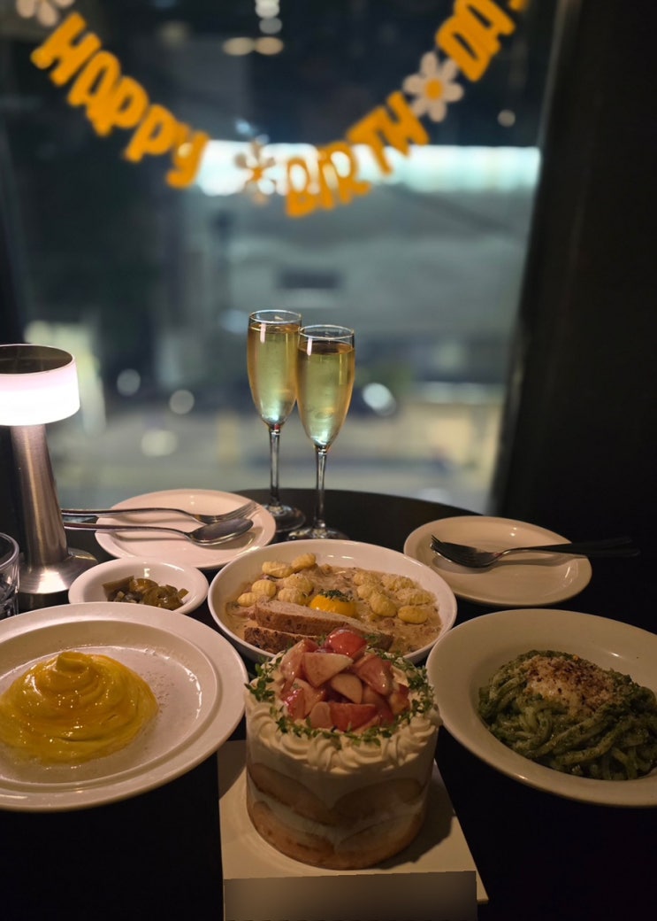  혜화 성북동 문화식당 생일 기념 데이트 루프탑 뷰 맛집 후기