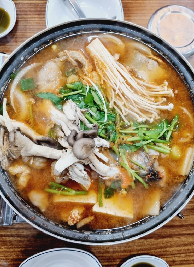  오늘 점심은 남성역 맛집 동태탕 알탕 김명자당진아구동태찜탕