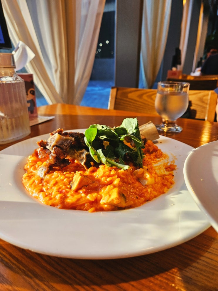  문정역 맛집: 쿠치나디까사 문정점 왕갈비, 파스타 최고!!