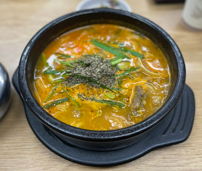  역곡 맛집 가성비 갑 수육까지 맛있는 국밥집 추천 '누리국밥'