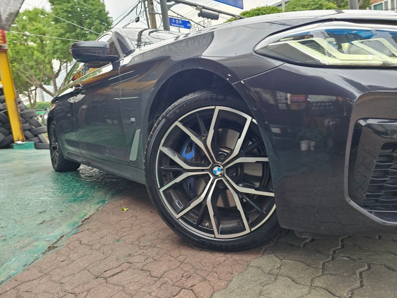 bmw 5시리즈 미쉐린 타이어 245 40 19 - 275 35 19 할인장착하다