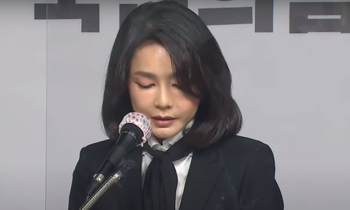 김건희 여사 "<b>김영선</b> 지역구 옮겨라"요구... <b>공천</b>개입 의혹 나왔다