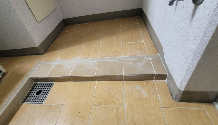  대구 북구 세탁실 단늘림 단 확장 세탁실 단차 워시 타워 세탁기