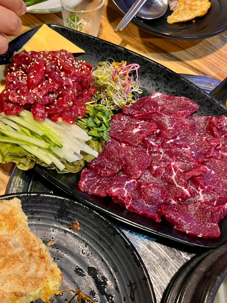  인천 뭉티기 가야뭉티기, 육회 육전 세트B
