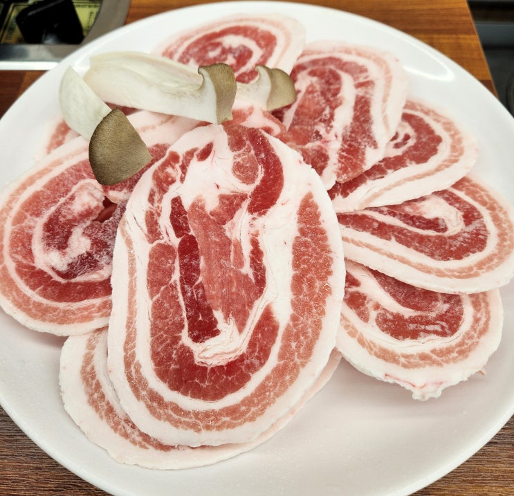  [강북구/미아역] 정이가네 - 새롭게 발견한 대패삼겹(꽃삼겹살) 미아동 맛집!