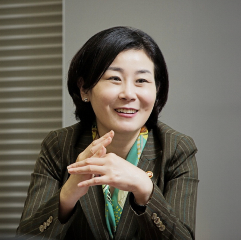 김희정 프로필 - 여성가족부장관 경력 나이 재산 고향 학력 지역구 선거이력 가족관계