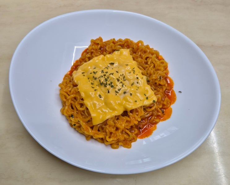  [오뚜기] 보들보들 치즈볶음면 *맛/맵기/불닭볶음면과 비교 ️내돈내산 솔직후기️