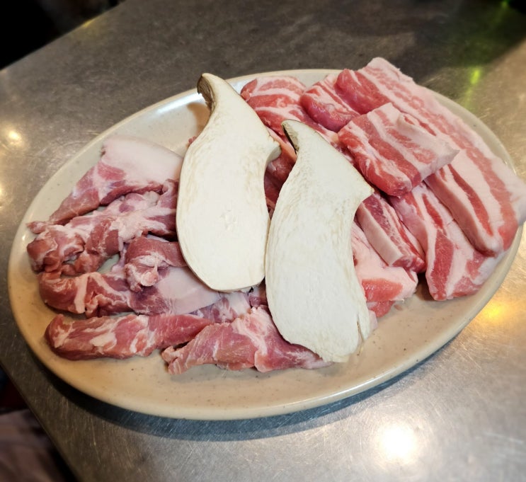  파주 아동동 맛집 17년 전통 연탄고기가 맛있는 마포생주먹고기