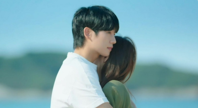 부동산도 '베테랑'…<b>정해인</b> 44억 <b>청담동</b> 빌라, <b>28억</b> 올랐다