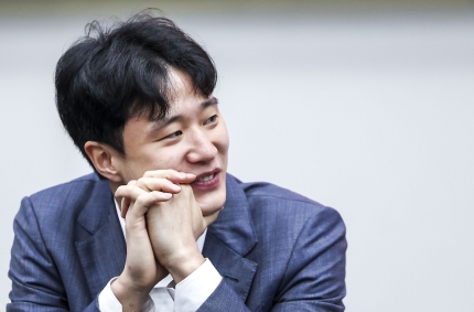 성폭력 무<b>혐의</b> 반격 나선 <b>허웅 무고</b>로 전 연인 <b>역고소</b>