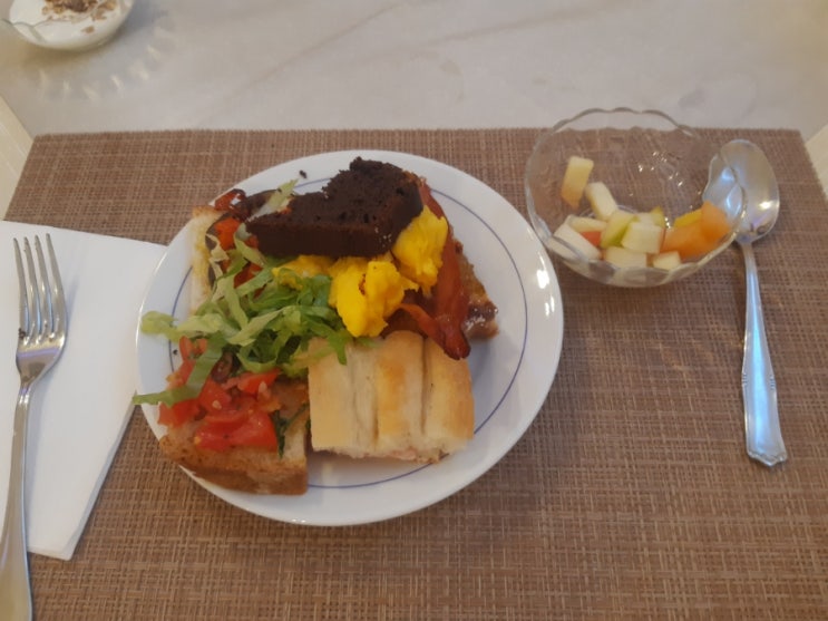  이탈리아 로마 숙소 추천 신선한 이탈리아식 조식이 나오는 Hotel Santa Prisca