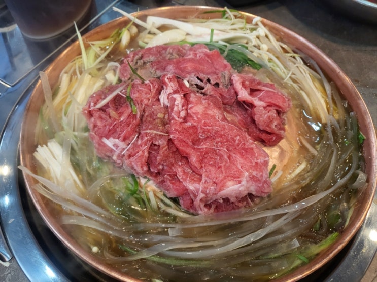  부드러운 불고기가 일품인 영도 산더미 불고기 다대점