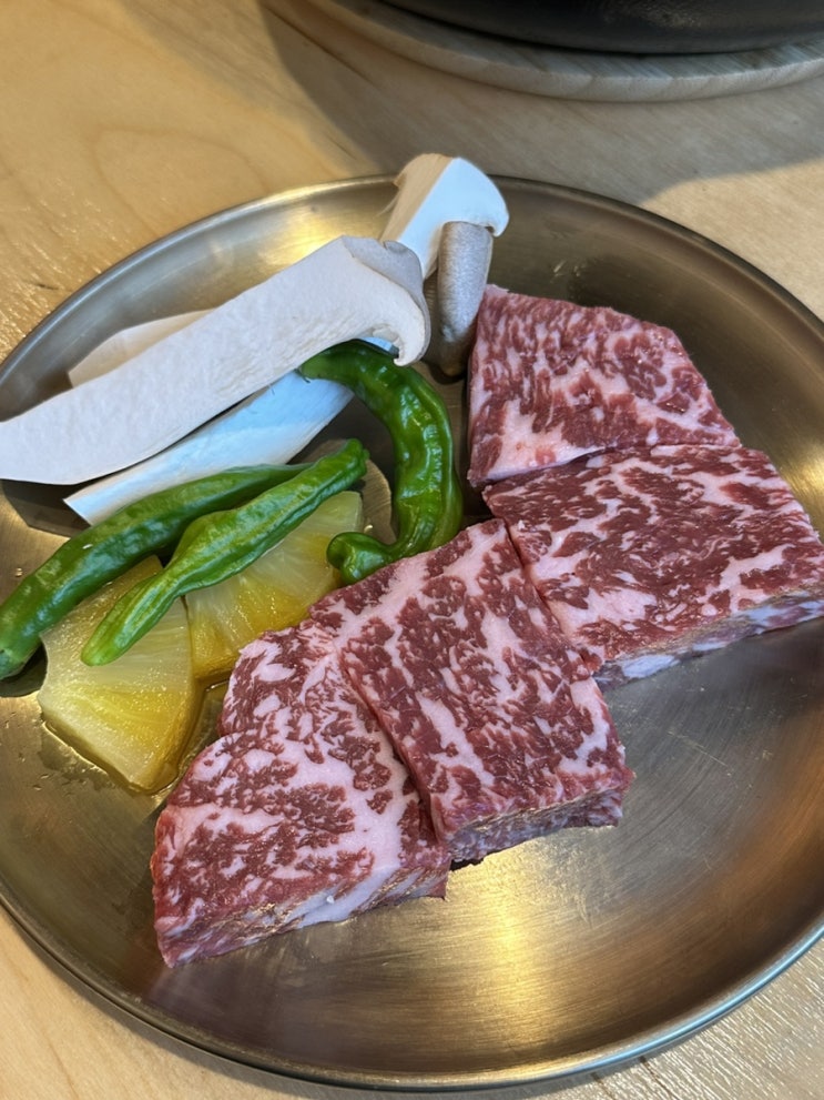  남가좌동 소고기맛집 우포 가성비 좋은 투뿔한우 (주차, 콜키지프리)