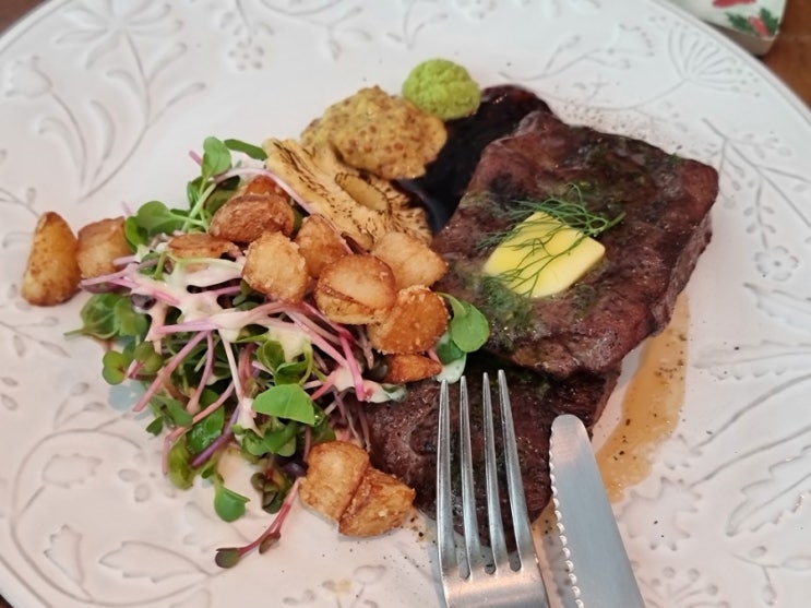 연남동맛집 홍대 비스트로오라에서 라디체 부채살스테이크 세트로 특별한 기념일을 챙겨요 연남동맛집 홍대 비스트로오라에서 라디체 부채살스테이크 세트로 특별한 기념일을 챙겨요
