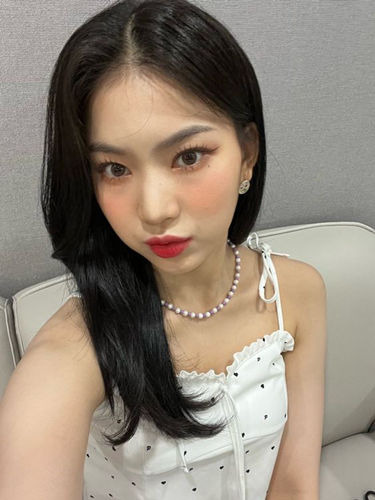 스테이씨 아이사 퍼스널컬러 뼛속까지 쿨톤