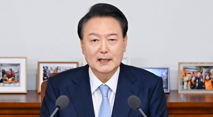 윤석열 <b>대통령</b>, 불굴의 투지 보여준 파리 <b>패럴림픽</b> 선수·지도자... 