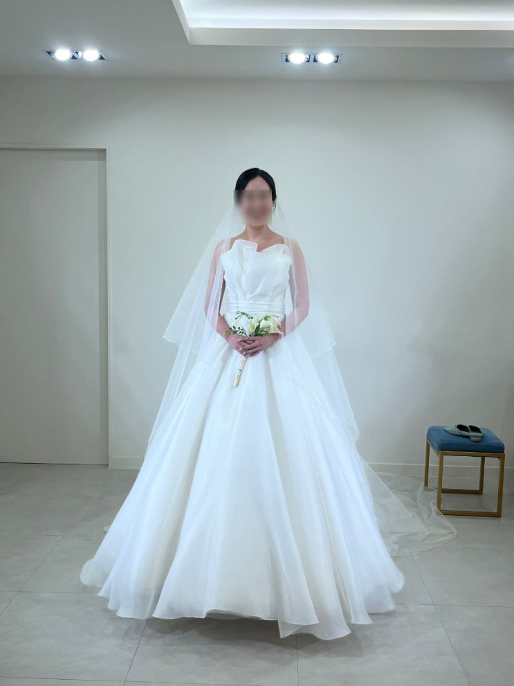 어두운홀 레이앤코 오간자실크드레스 본식가봉 어두운홀 레이앤코 오간자실크드레스 본식가봉