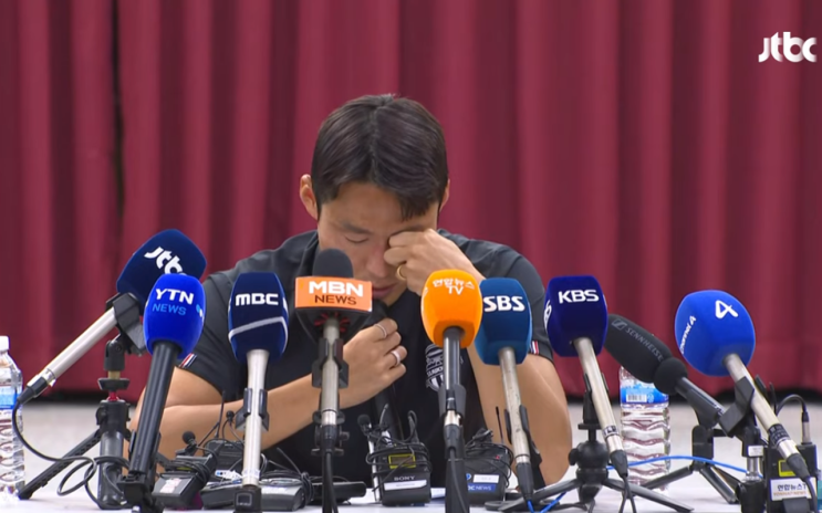<b>손준호</b>, 뇌물 혐의로 10개월 억류… <b>공안 협박</b>에 승부조작... 
