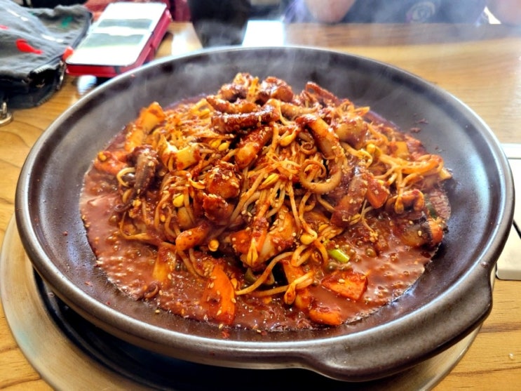  파주cc맛집, 바다쭈꾸미 푸짐하고 맛깔난 직화 쭈꾸미와 냉비빔국수로 나이스샷