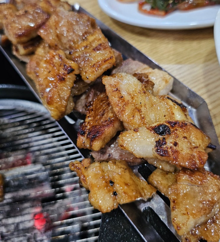  꿀돈생포갈비, 구서동 갈비 가성비 고깃집 연기 걱정 No!