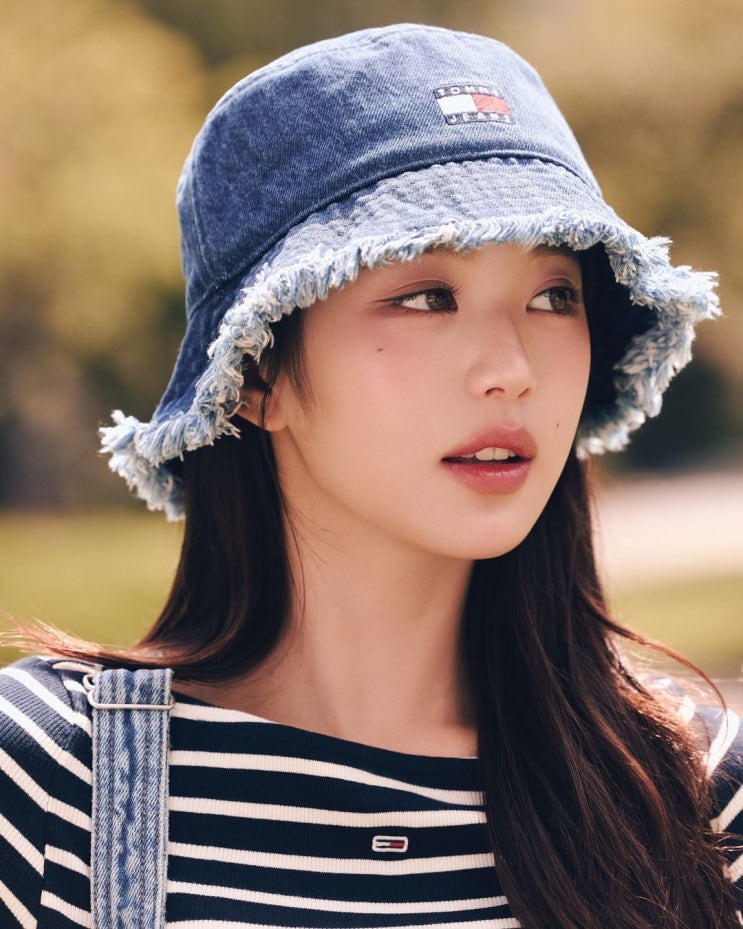  벙거지 모자 종류 중에서 여자 연예인들이 즐겨 쓰는 데님 소재의 타미힐피거 버킷햇 추천 ft. 장원영
