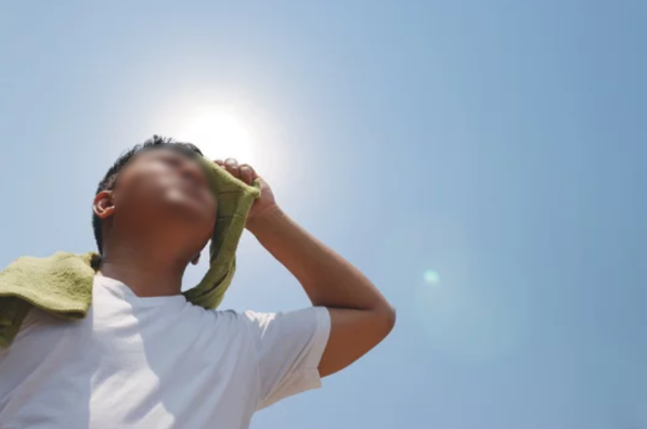 11일 <b>가을 폭염 절정</b>, 서울 35도 예고 – 비 소식과 태풍... 