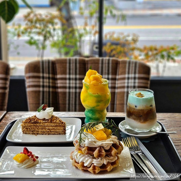  포항 장성동 카페, 분위기 좋은 시그니처 라떼 디저트 맛집, 라디샤(LA DICHA)