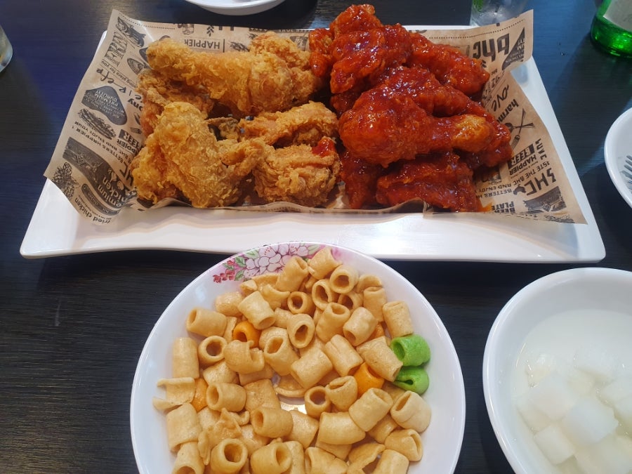 BHC치킨 안산화랑점 사진 1