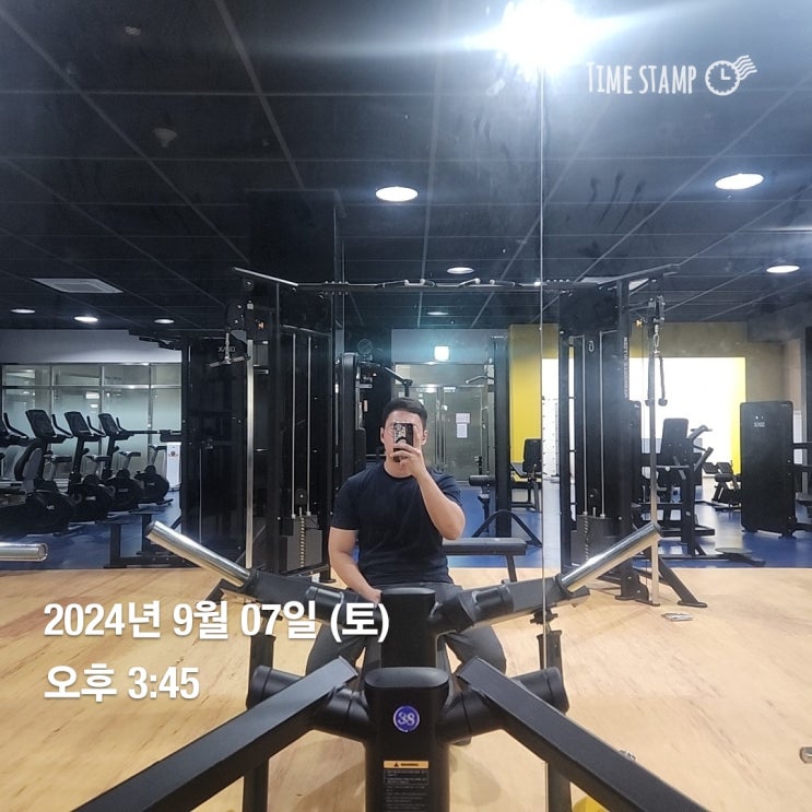  [운동기록]24년 9월 7일 전신근력운동(스쿼트, 푸쉬업, 턱걸이(풀업), 바벨로우 슈퍼세트)