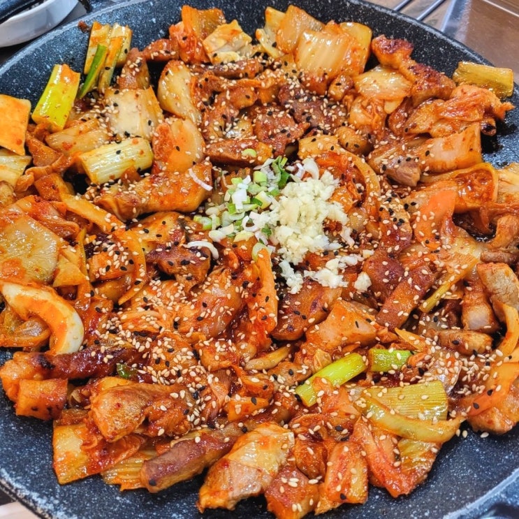  [증미역 맛집] 돼지김치구이가 일품인 삼산회관