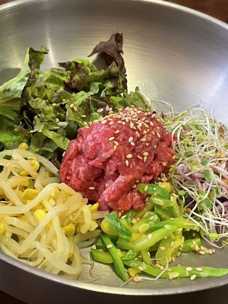  선정릉 칠백식당 | 육회비빔밥, 뚝불 쫀맛! #선정릉직장인맛집