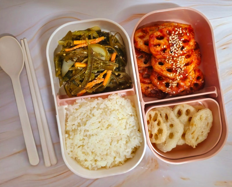 연근 강정 꿀맛 튀김 소스 도시락