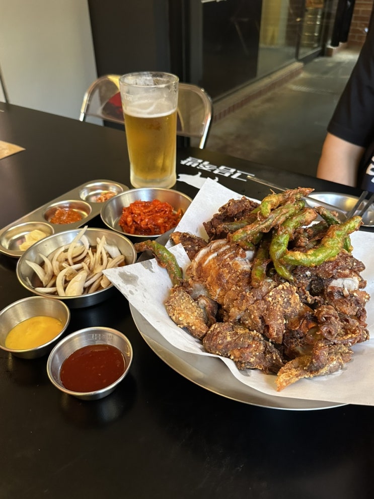  연남 족발 그믐족발 독특했던 튀김족발 맛집 오..?!