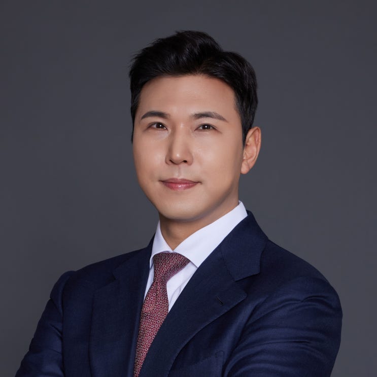  [과거 양육비 청구 감액] 17년 만에 나타나 1억 원의 양육비 청구 소장을 보내온 여자친구 (이윤환 변호사)