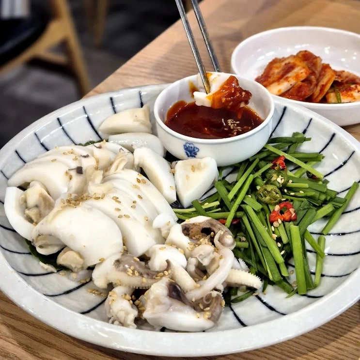  대치동 감자탕 갑오징어 숙회 맛있는건 덤