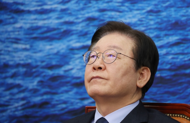 유예해도, 강행해도 역풍…'금투세 딜레마' 빠진 이재명 유예해도, 강행해도 역풍…'금투세 딜레마' 빠진 이재명